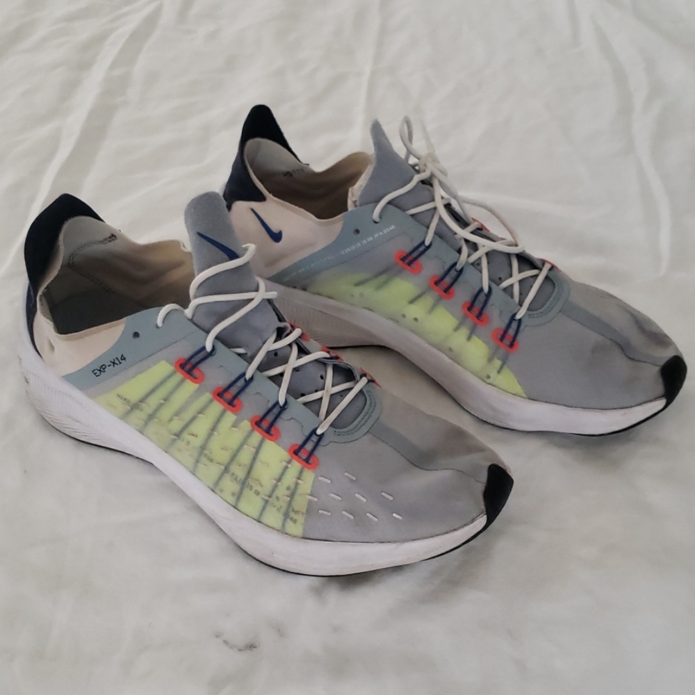 Nike EXP-X14 mens sneaker